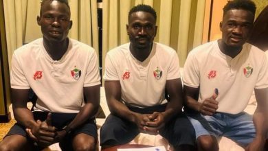 نادي المريخ يضم لاعبي منتخب السودان عوض زايد ومعتز هاشم